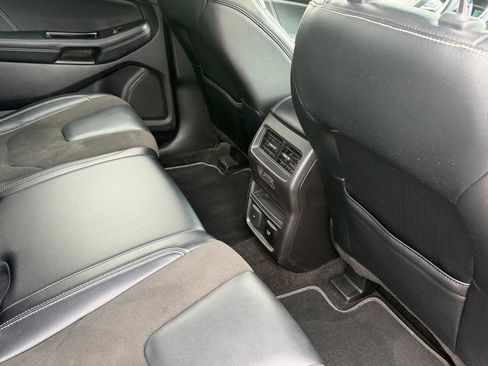 Used 2019 Ford Edge ST w/ Equipment Group 401A AWD/4WD image 48