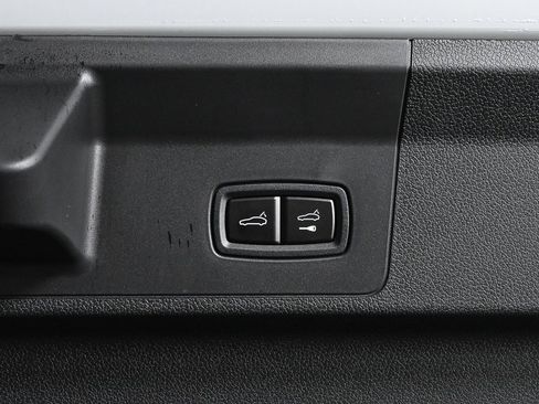 New 2026 Porsche Panamera image 33