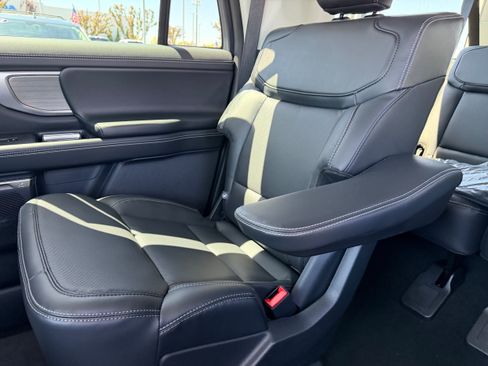 New 2026 Ford Expedition Max Platinum w/ Driver's Package AWD/4WD image 26