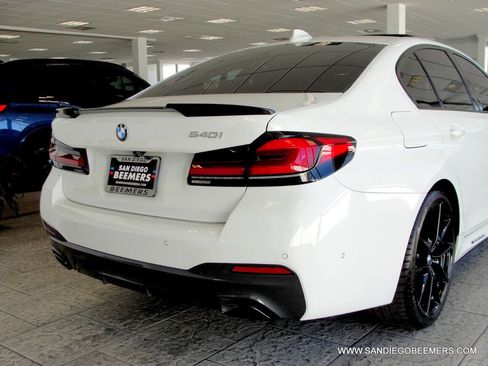 Used 2022 BMW 540i w/ M Sport Package image 47
