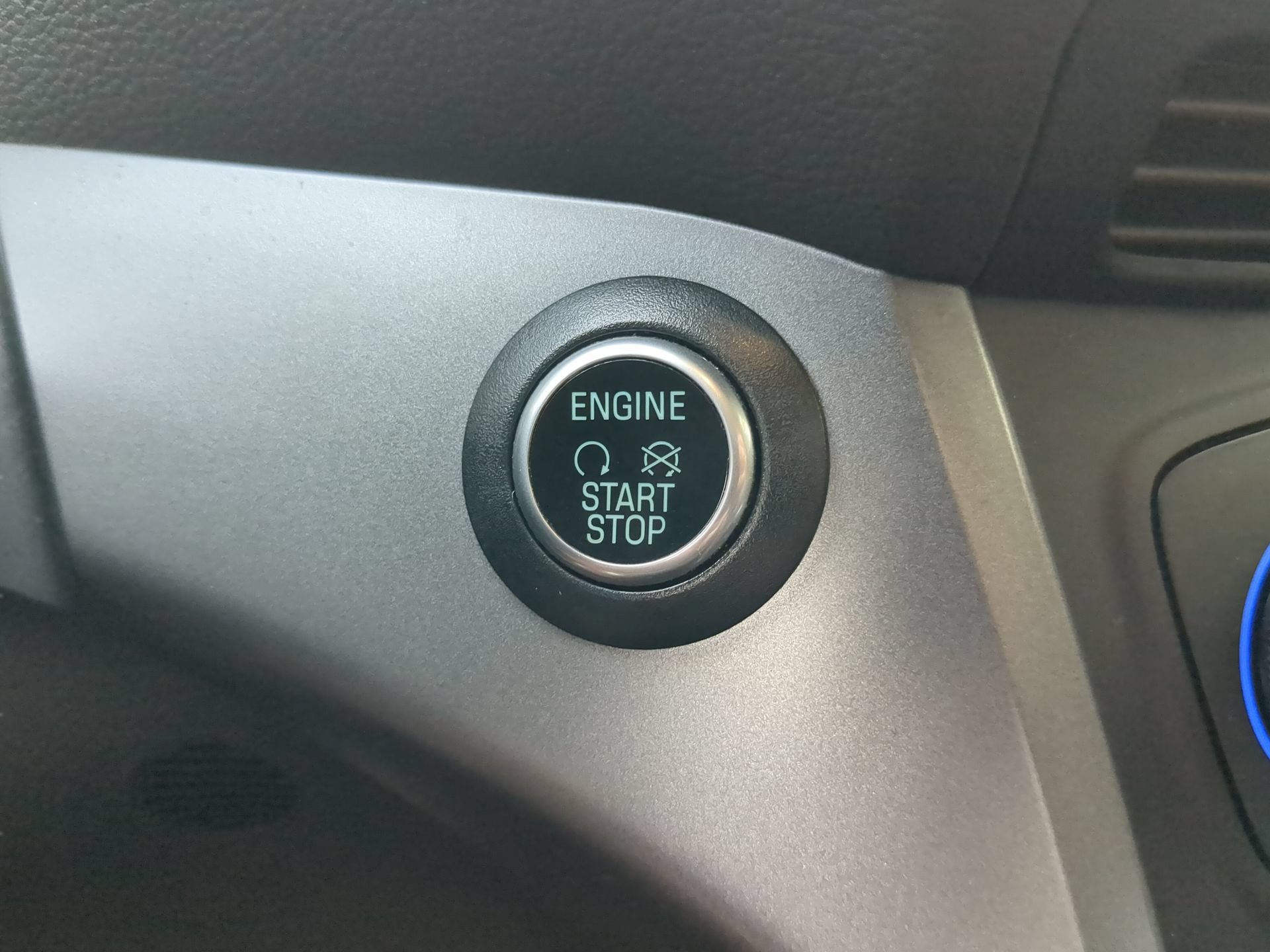 Used 2019 Ford Escape SEL FWD image 68