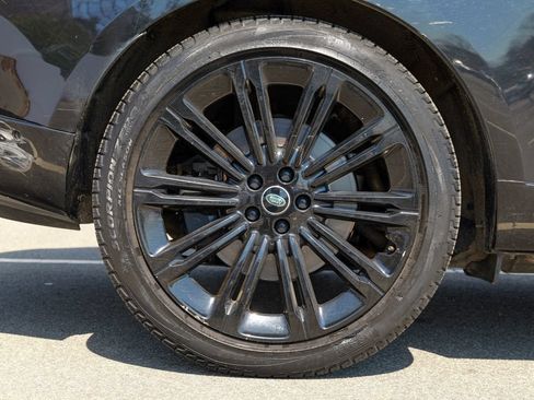 Used 2023 Land Rover Range Rover Autobiography AWD/4WD image 13