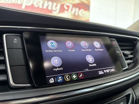 Used 2021 Buick Enclave Essence image 41
