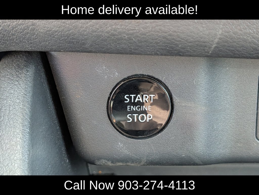 Used 2025 Nissan Rogue SV AWD/4WD image 21
