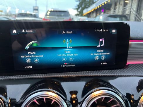 Used 2021 Mercedes-Benz A 220 4MATIC w/ Premium Package image 33