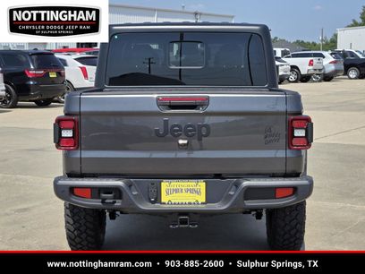 New 2025 Jeep Gladiator Willys