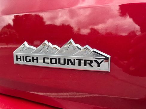 Used 2020 Chevrolet Traverse High Country AWD/4WD image 12