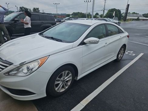 Used 2014 Hyundai Sonata GLS w/ Popular Equipment Group 2 FWD image 2