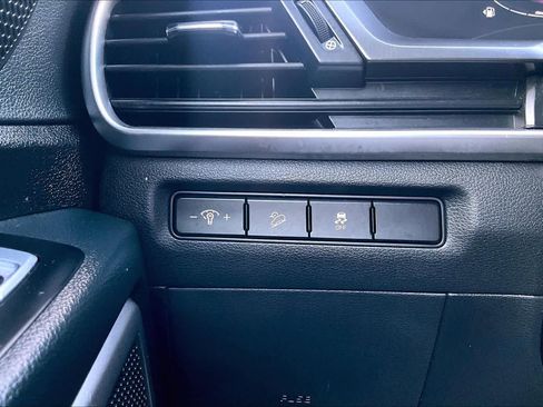 Used 2024 Kia Telluride S FWD image 33