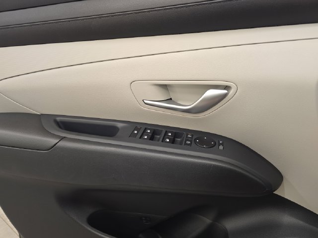 Used 2025 Hyundai Tucson SEL AWD/4WD image 33