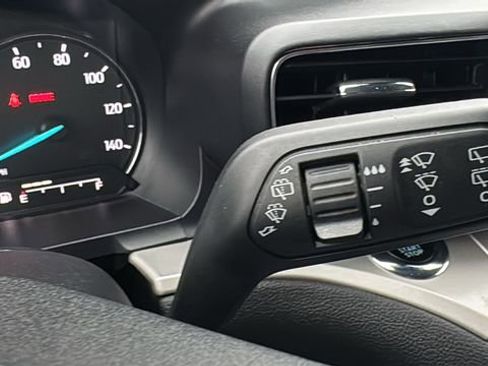 Certified 2022 Ford Explorer XLT w/ Equipment Group 202A image 19