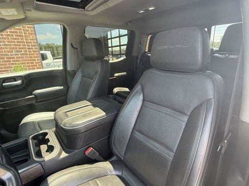 Used 2019 GMC Sierra 1500 Denali w/ Denali Ultimate Package AWD/4WD image 19