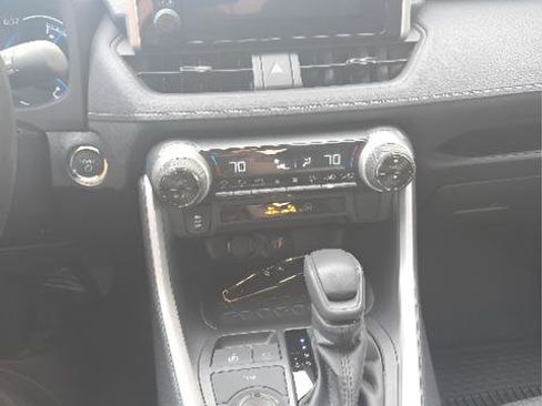 Used 2025 Toyota RAV4 XLE w/ Convenience Package AWD/4WD image 13