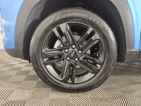 Used 2025 Chevrolet Trax ACTIV w/ Driver Confidence Package FWD image 31