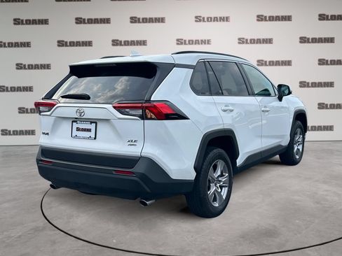 Used 2025 Toyota RAV4 XLE AWD/4WD image 5