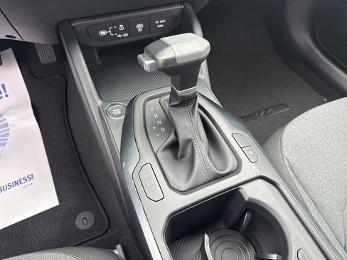New 2025 Kia K4 LXS image 35