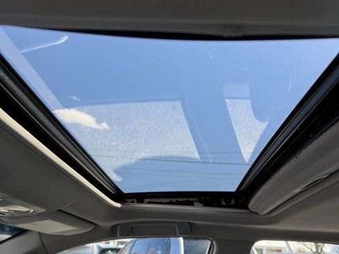 Used 2014 Toyota Camry SE image 14