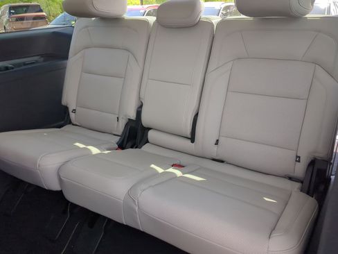 New 2026 Lincoln Navigator Premier AWD/4WD image 22