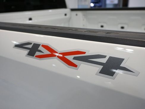 Certified 2024 Chevrolet Silverado 1500 LT image 26