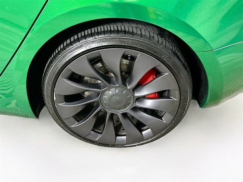 Used 2021 Tesla Model 3 Performance image 24