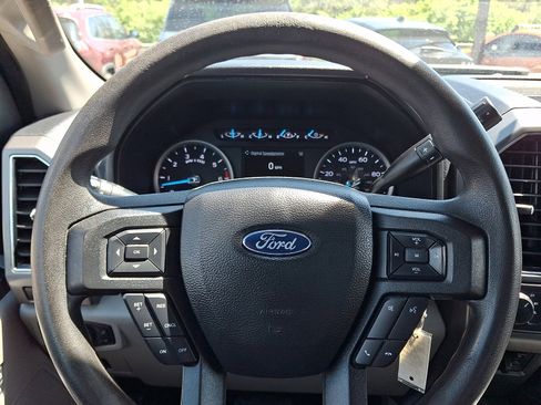 Used 2020 Ford F250 XLT w/ XLT Value Package AWD/4WD image 18