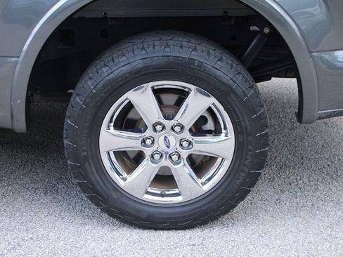 Used 2018 Ford F150 Lariat RWD image 37