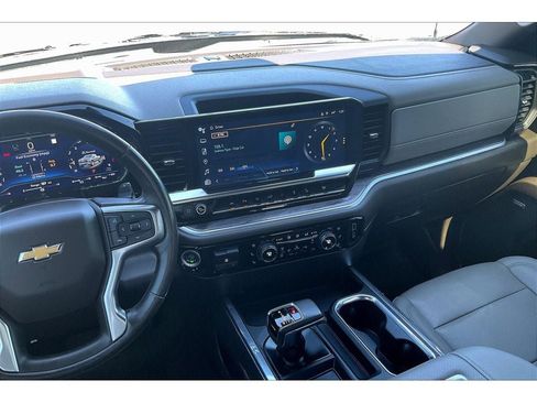 Used 2022 Chevrolet Silverado 1500 LTZ w/ LTZ Premium Package image 6