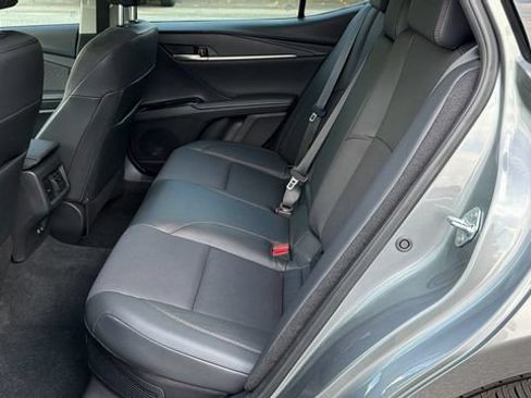 Used 2025 Toyota Camry XLE FWD image 20