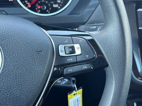 Used 2019 Volkswagen Tiguan S w/ 3rd Row Seat Package AWD/4WD image 30