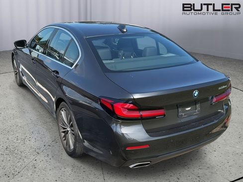 Used 2023 BMW 530e w/ Premium Package RWD image 10