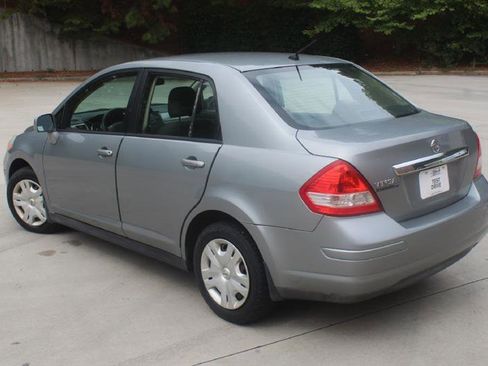 Used 2010 Nissan Versa 1.8 S w/ PWR Plus Pkg image 3