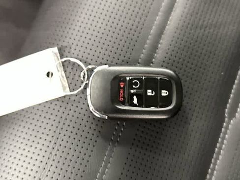 Certified 2025 Honda CR-V EX-L image 32