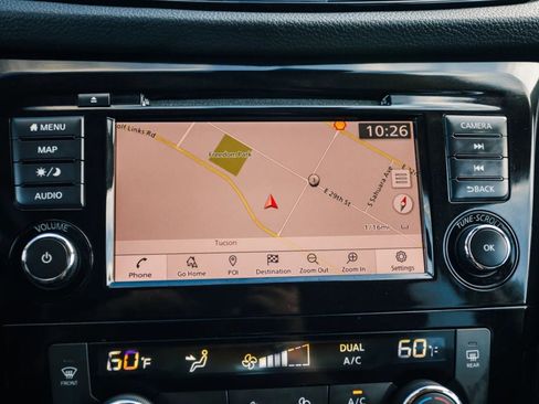 Used 2020 Nissan Rogue SV w/ Premium Package image 24