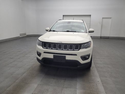 Used 2018 Jeep Compass Latitude w/ Popular Equipment Group AWD/4WD image 15