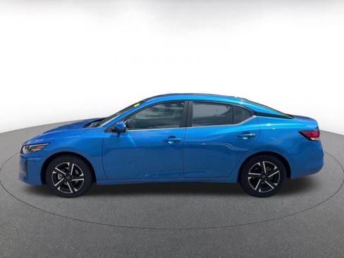 Used 2025 Nissan Sentra SV FWD image 6
