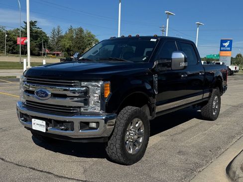 Certified 2017 Ford F250 Lariat w/ Chrome Package AWD/4WD image 37