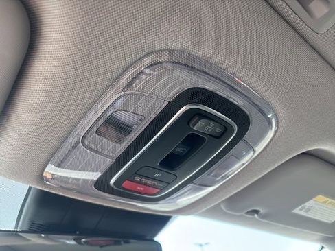 New 2026 Hyundai Elantra Limited FWD image 27