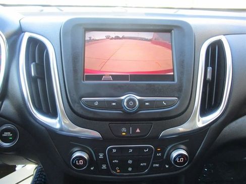 Used 2022 Chevrolet Equinox LT image 42