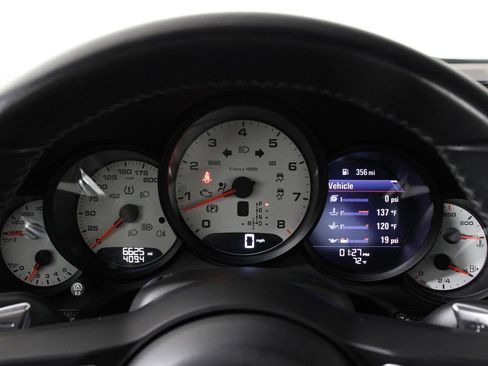 Certified 2017 Porsche 911 Carrera 4S image 16