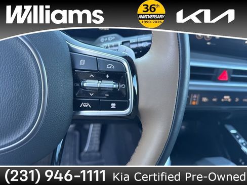 Used 2025 Kia Sorento SX Prestige w/ Olive Brown Leather Package AWD/4WD image 40