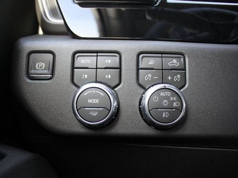 New 2026 GMC Sierra 1500 SLT w/ SLT Premium Plus Package image 12