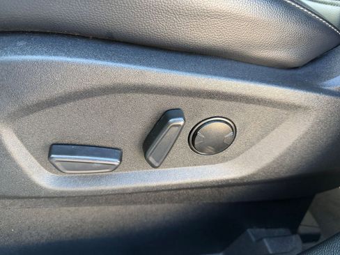 Used 2023 Ford Edge SEL image 23