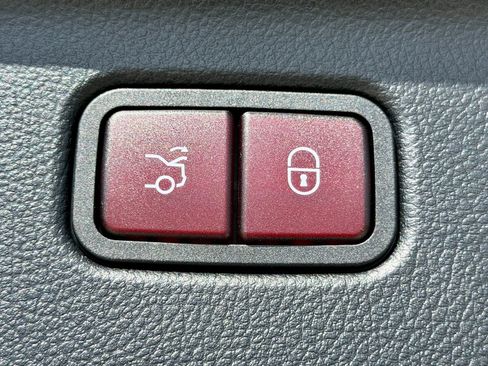 New 2026 Mercedes-Benz S 580 4MATIC Sedan image 14