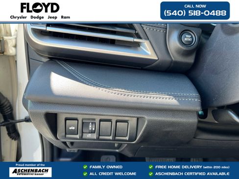 Used 2023 Subaru Legacy Limited AWD/4WD image 12