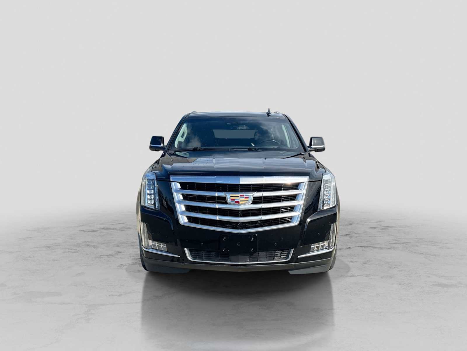 Used 2018 Cadillac Escalade ESV Premium Luxury AWD/4WD image 9
