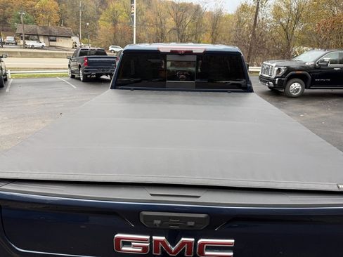 Used 2022 GMC Sierra 2500 AT4 w/ AT4 Preferred Package image 34