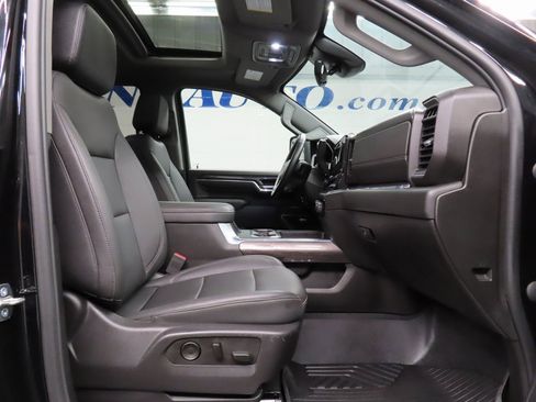 Used 2024 Chevrolet Silverado 2500 LTZ w/ LTZ Plus Package image 34