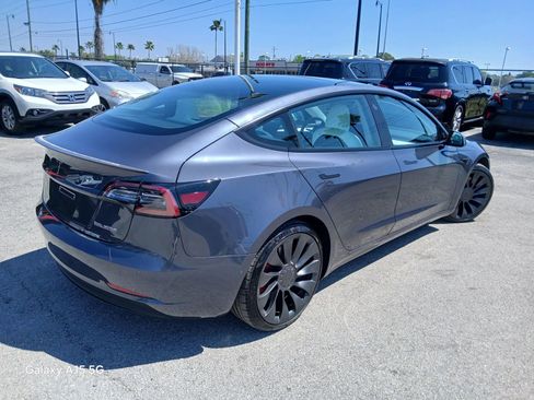 Used 2022 Tesla Model 3 Performance image 5