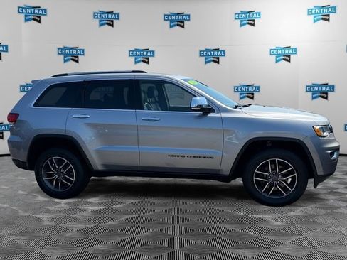 Used 2020 Jeep Grand Cherokee Limited AWD/4WD image 6