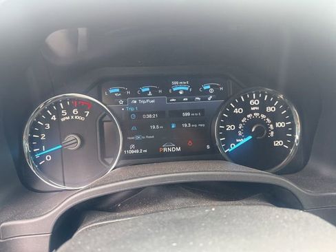 Used 2018 Ford F150 Lariat w/ Equipment Group 502A Luxury image 11